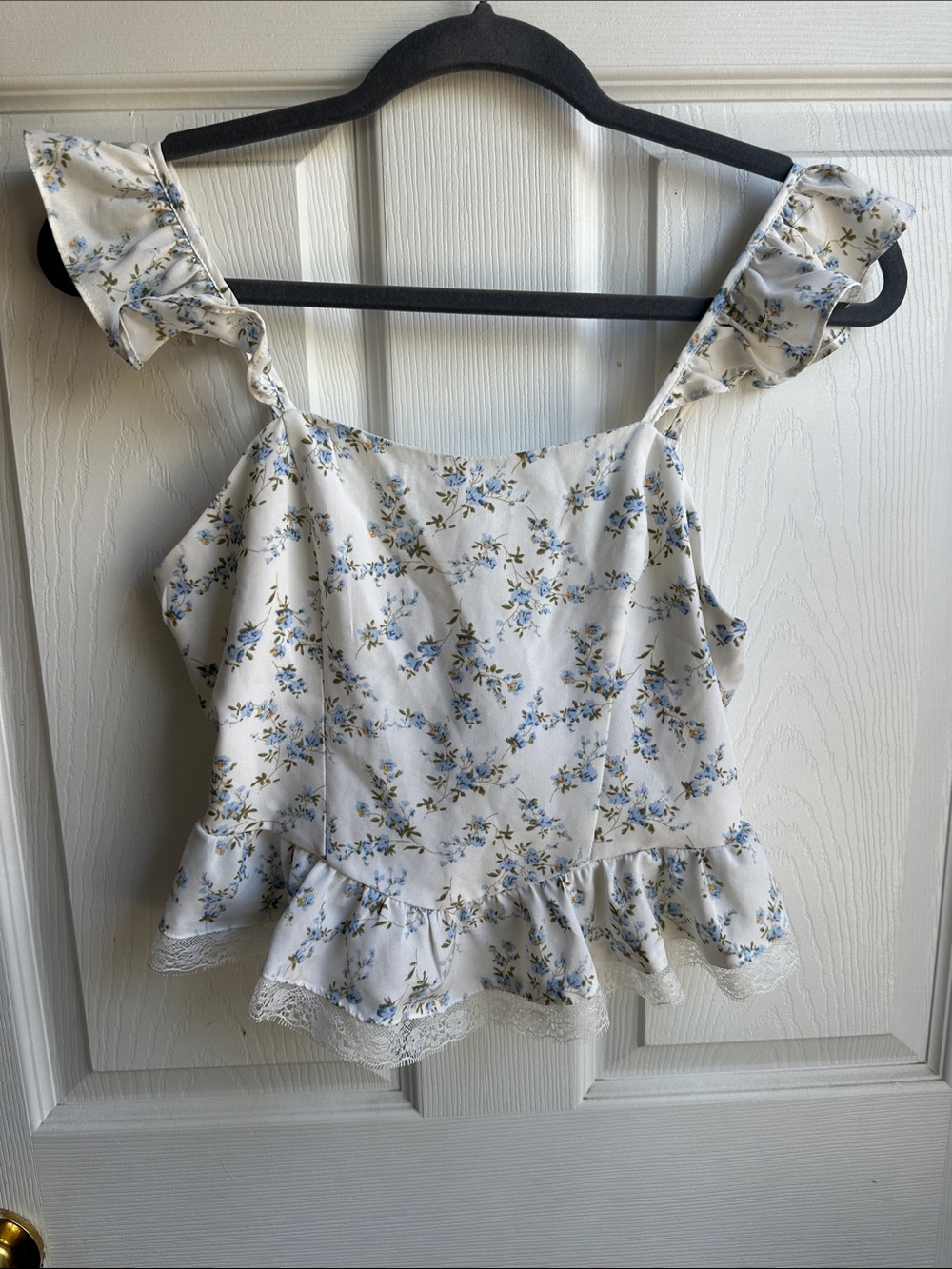 SHEIN White Floral Ruffle Peplum Camisole